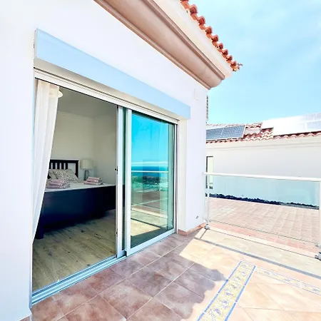 Villa Con Vista Al Mar Y Piscina Privada *