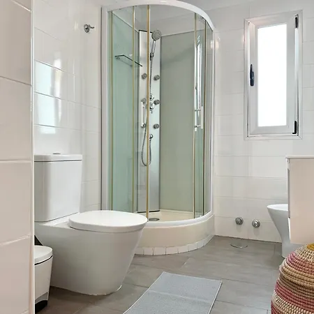 Con Vista Al Mar Y Piscina Privada Вилла