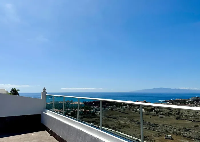 Villa Con Vista Al Mar Y Piscina Privada *