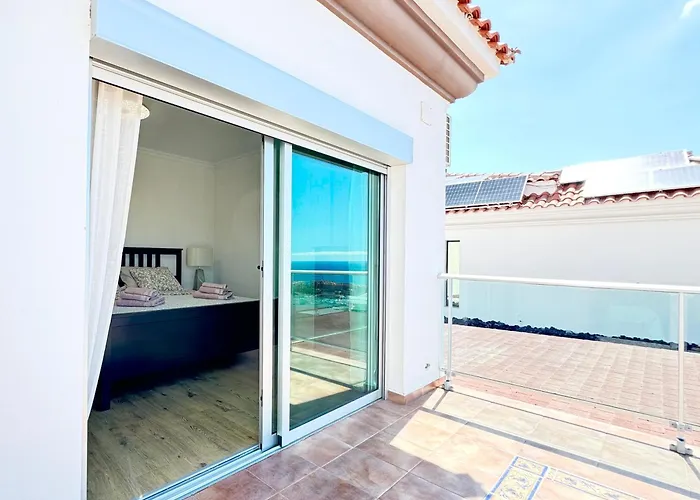Villa Con Vista Al Mar Y Piscina Privada *