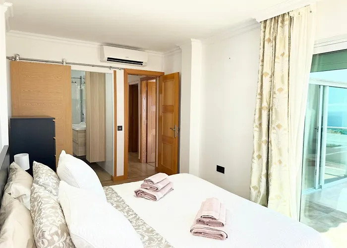 Con Vista Al Mar Y Piscina Privada Villa *