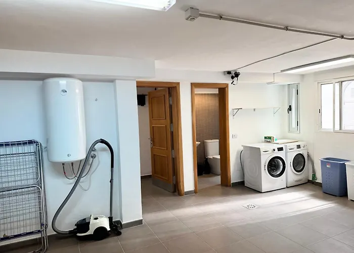 Villa Con Vista Al Mar Y Piscina Privada *