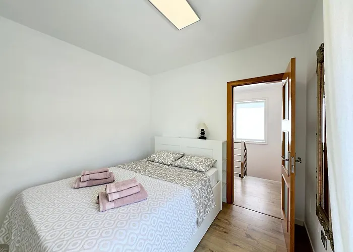 Con Vista Al Mar Y Piscina Privada Villa