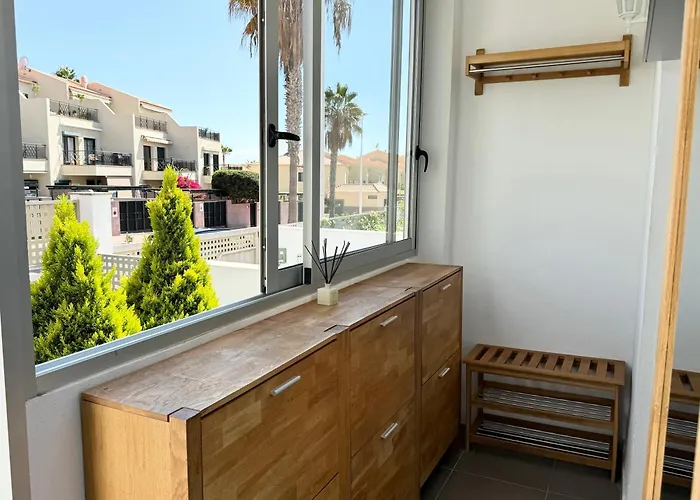 Villa Con Vista Al Mar Y Piscina Privada *